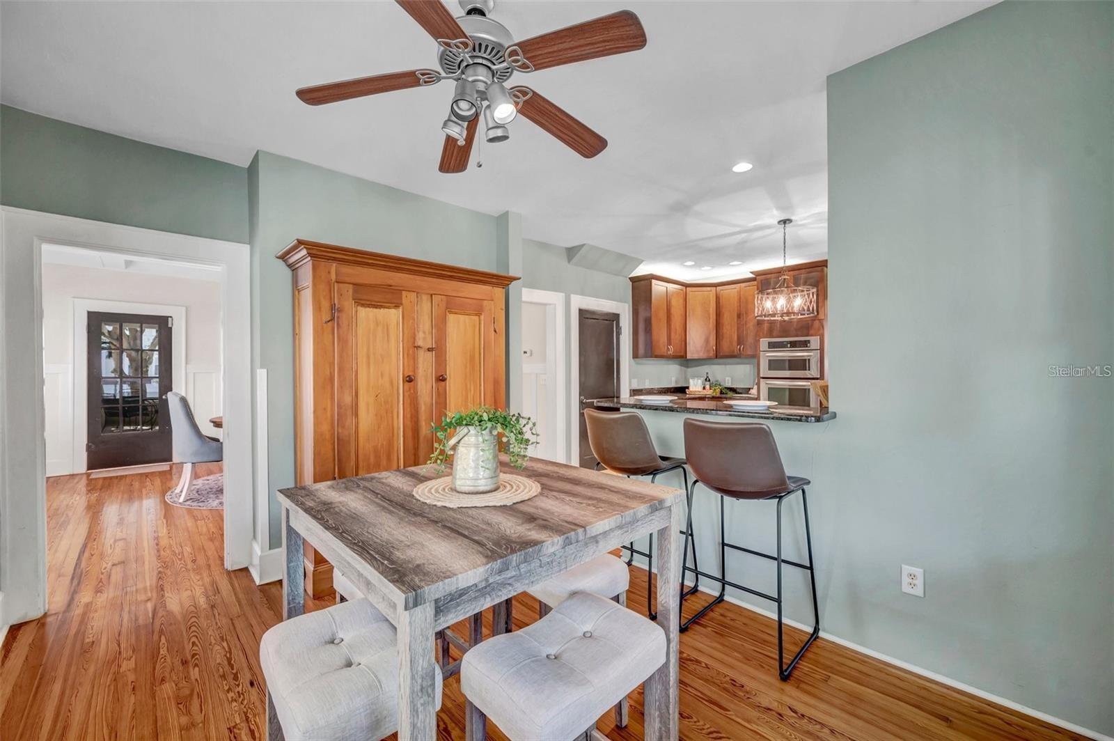 Image 15 of 30 For 455 13th Avenue Ne