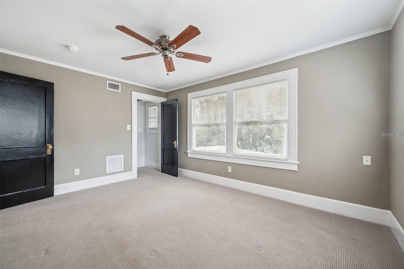 Image 22 of 30 For 455 13th Avenue Ne