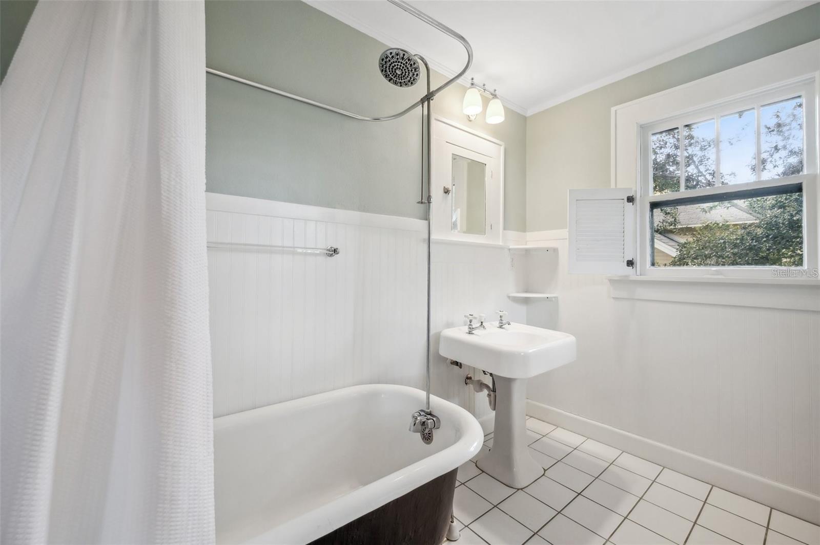 Image 26 of 30 For 455 13th Avenue Ne