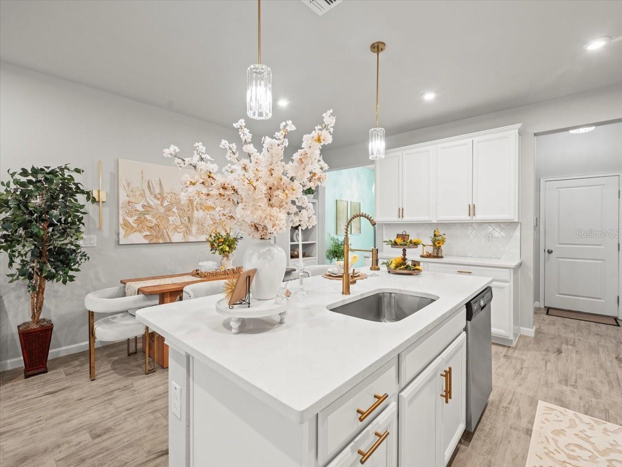 Image 13 of 49 For 5513 Brooklet Woods Drive