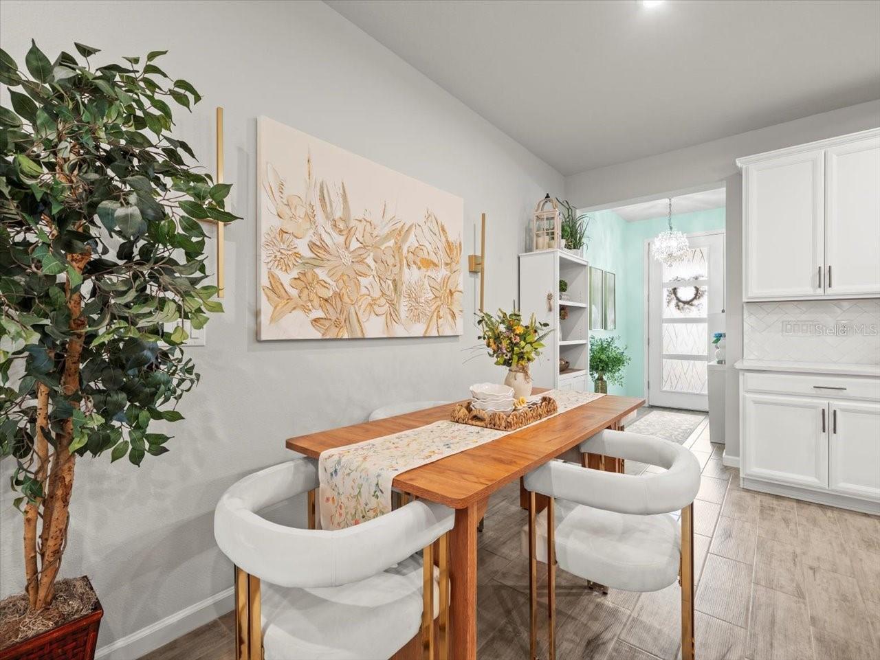 Image 8 of 49 For 5513 Brooklet Woods Drive