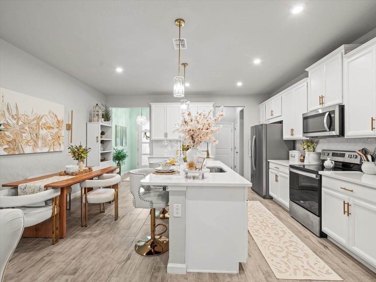 Image 9 of 49 For 5513 Brooklet Woods Drive