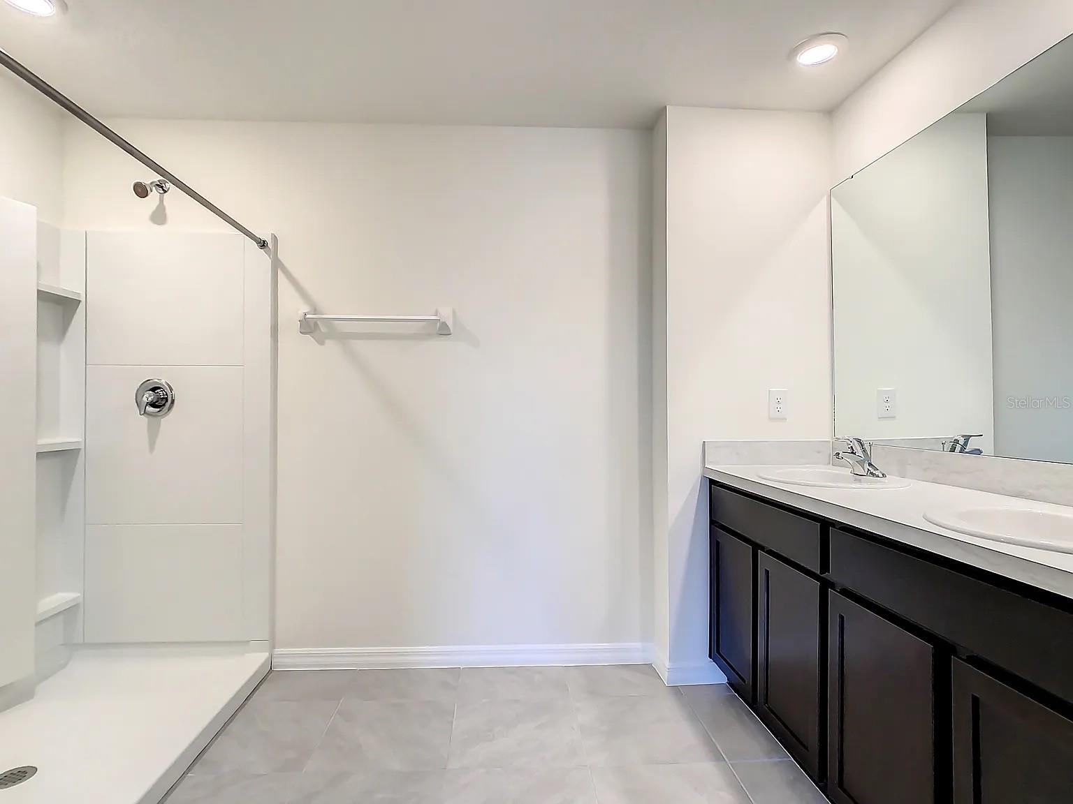 Image 7 of 12 For 16652 Mosaic Oar Drive