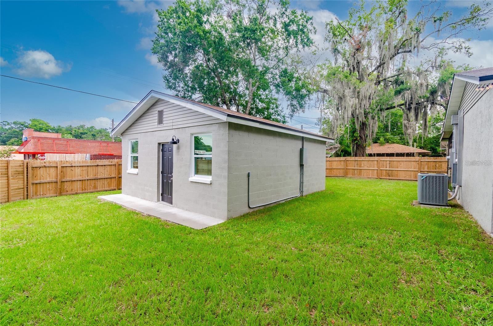 Image 2 of 9 For 5802 Suwanee Avenue B