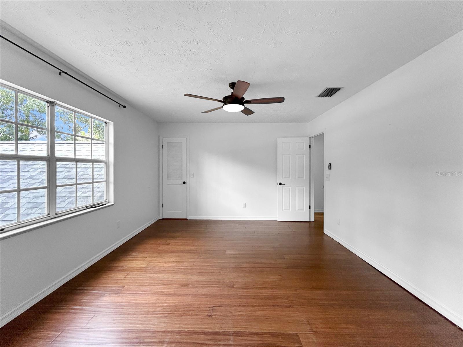 Image 31 of 43 For 11505 Mellow Creek Lane