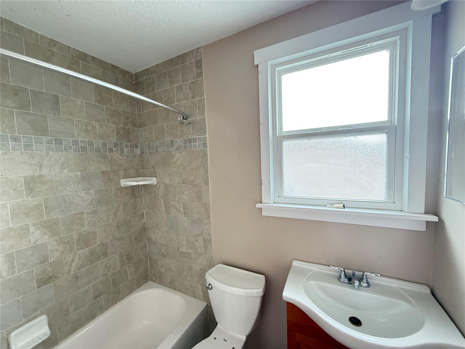 Image 3 of 8 For 2406 51st Avenue N A