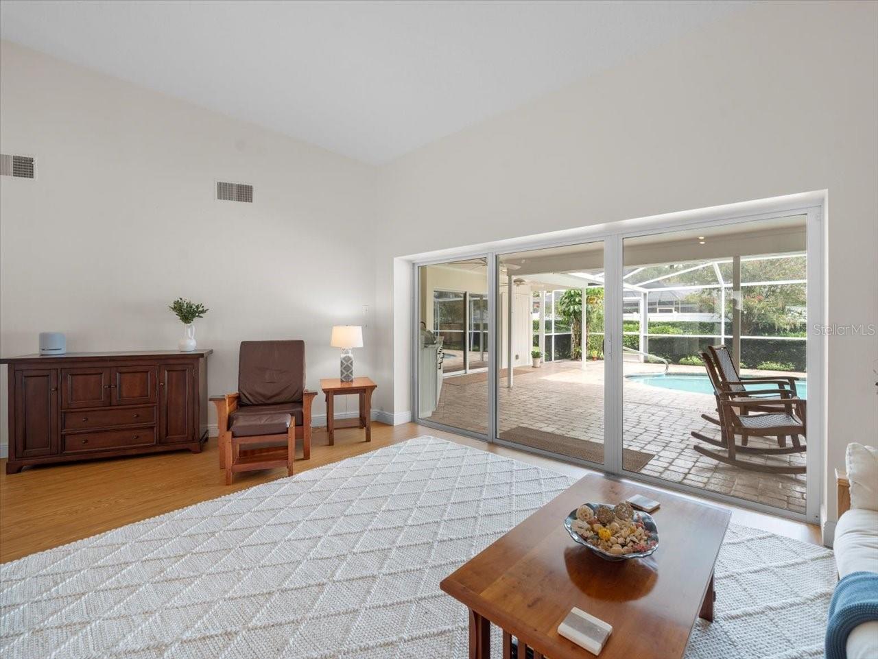 Image 12 of 56 For 13707 Walbrooke Drive