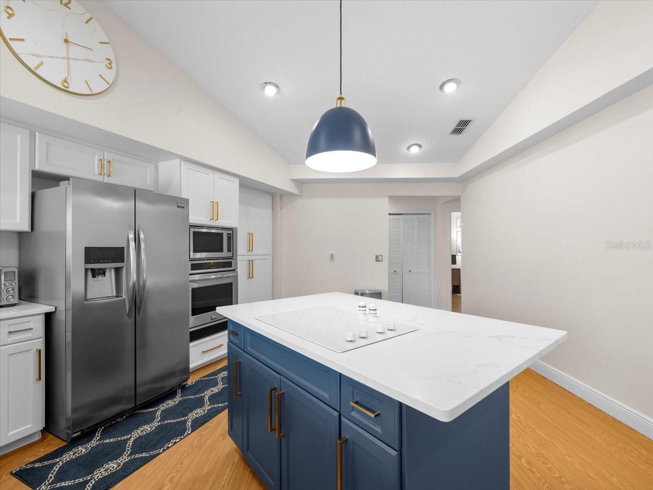Image 19 of 56 For 13707 Walbrooke Drive