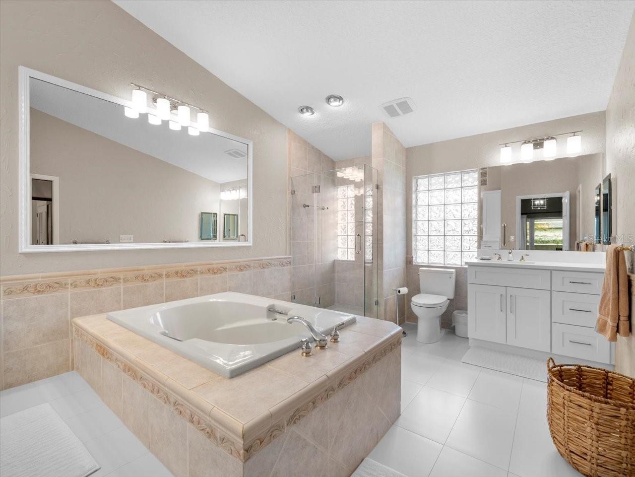Image 32 of 56 For 13707 Walbrooke Drive