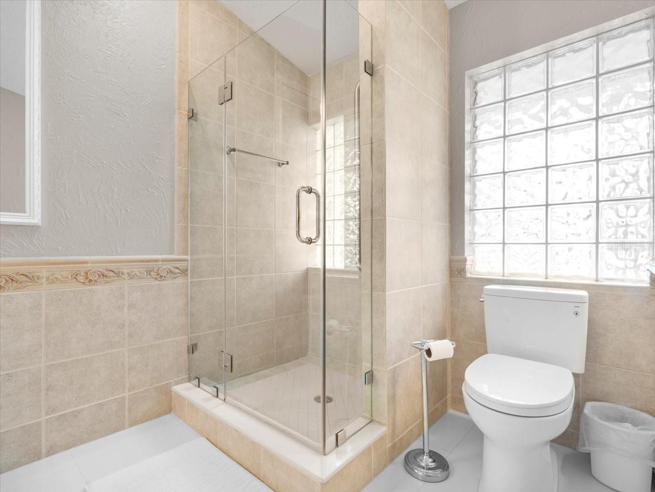 Image 36 of 56 For 13707 Walbrooke Drive
