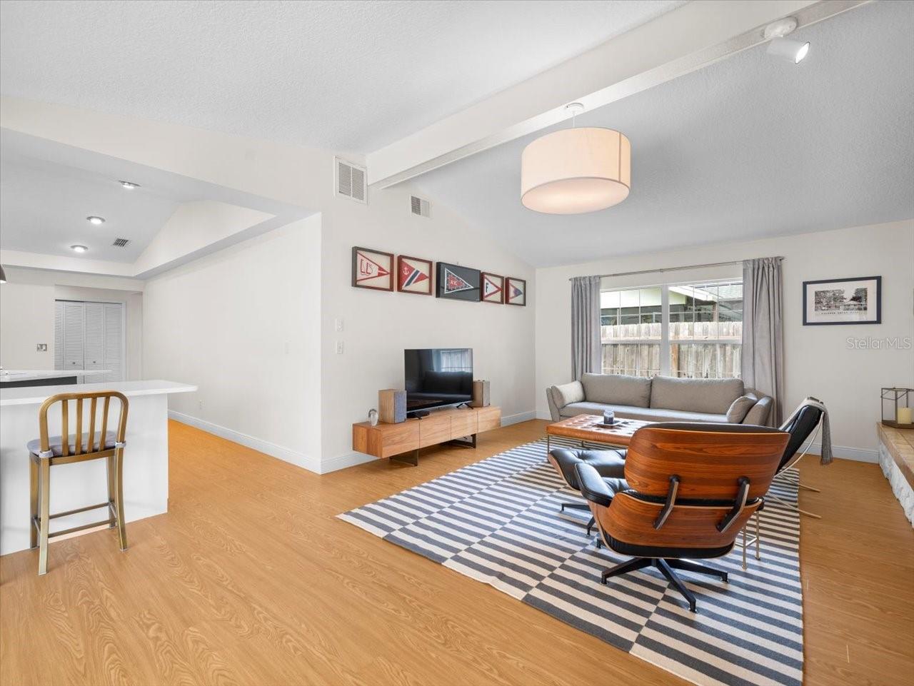 Image 9 of 56 For 13707 Walbrooke Drive