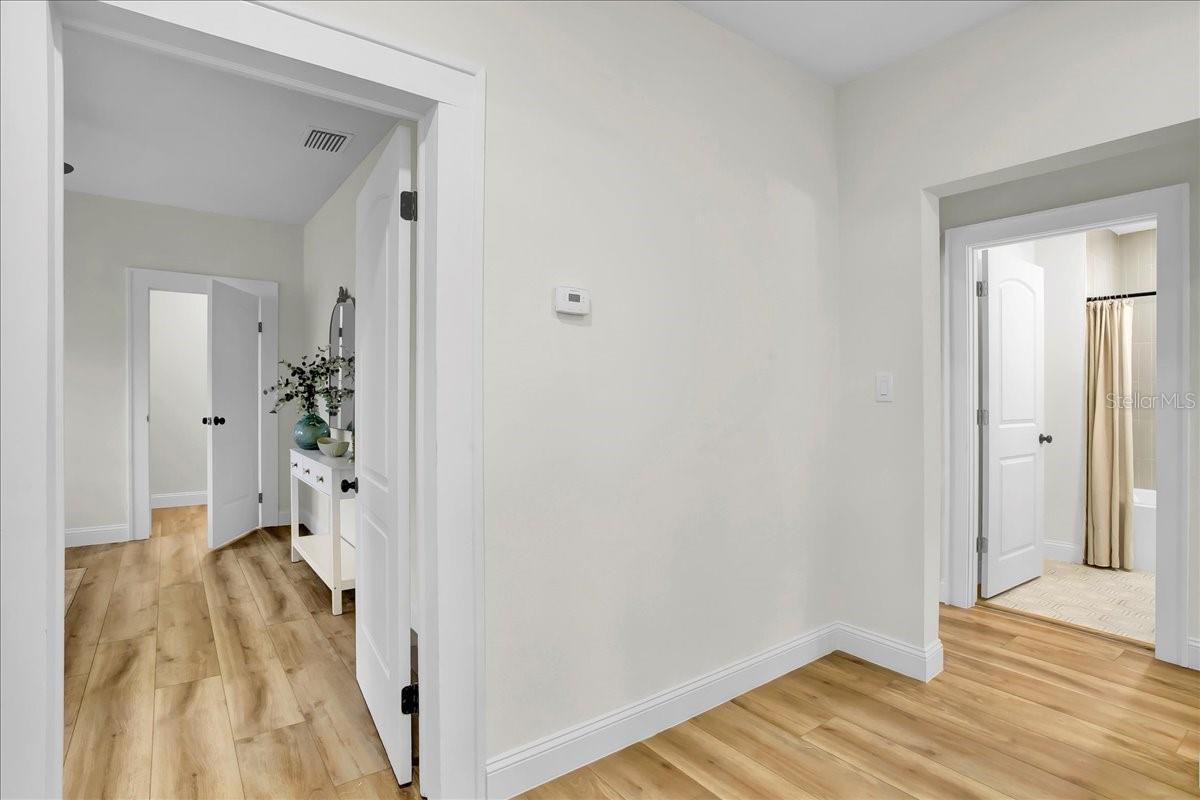 Image 16 of 46 For 217 38th Street N