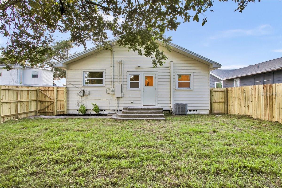 Image 33 of 46 For 217 38th Street N