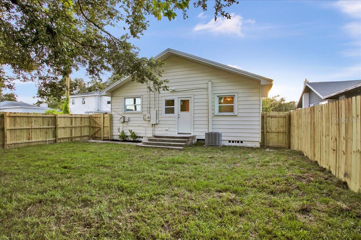 Image 34 of 46 For 217 38th Street N