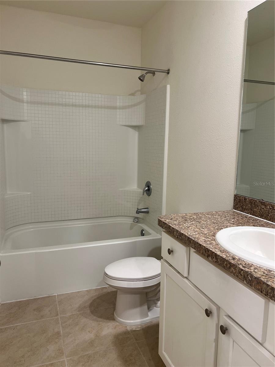 Image 16 of 21 For 3816 Vignoble Lane