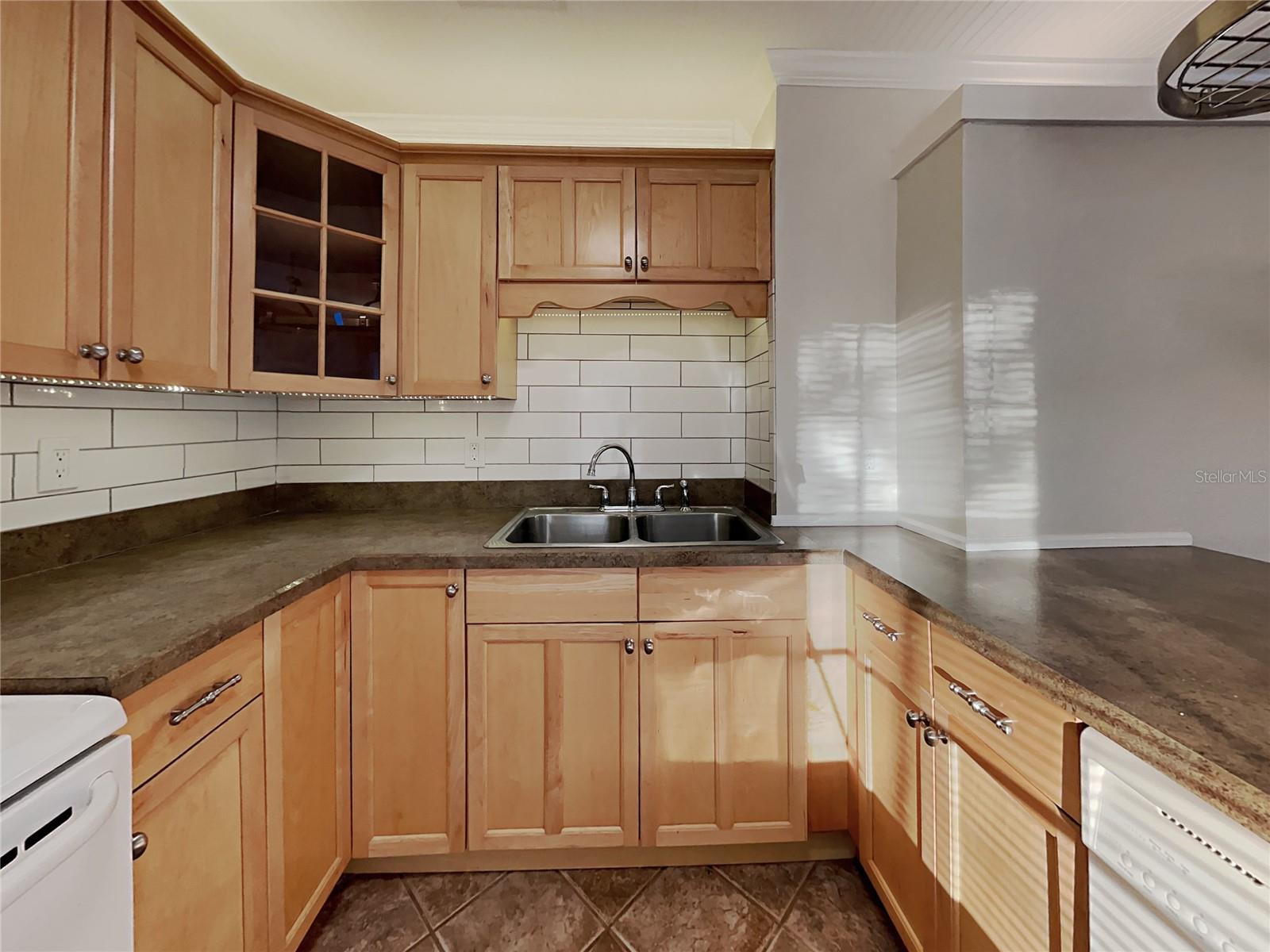 Image 10 of 31 For 4810 2nd Avenue N F