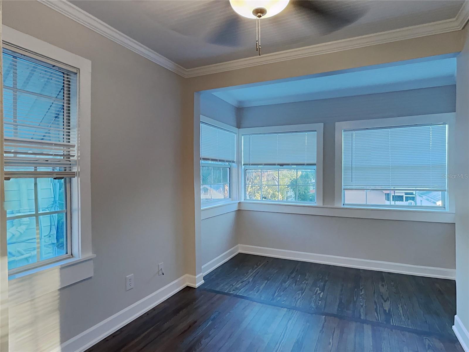 Image 21 of 31 For 4810 2nd Avenue N F