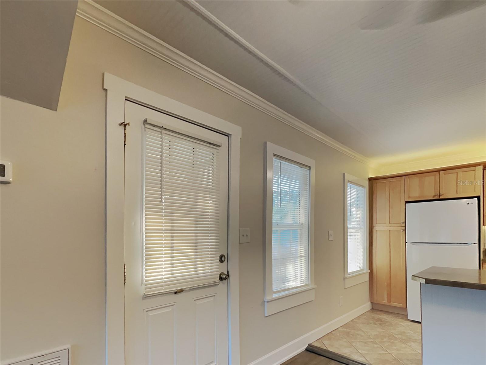 Image 6 of 31 For 4810 2nd Avenue N F