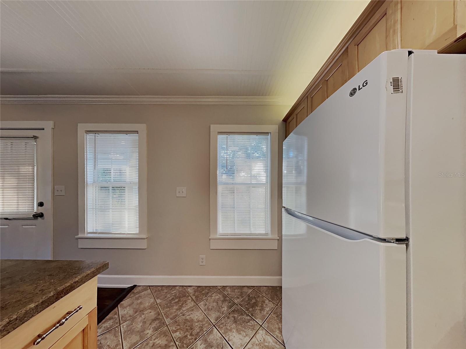 Image 8 of 31 For 4810 2nd Avenue N F