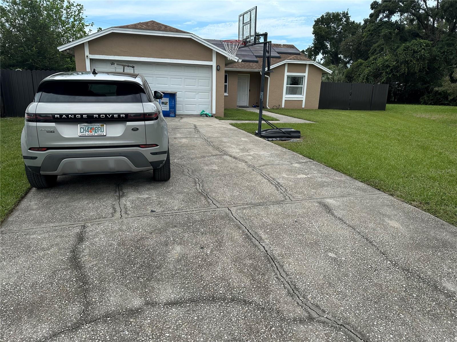 Details for 4706 Barrett Court, TAMPA, FL 33617