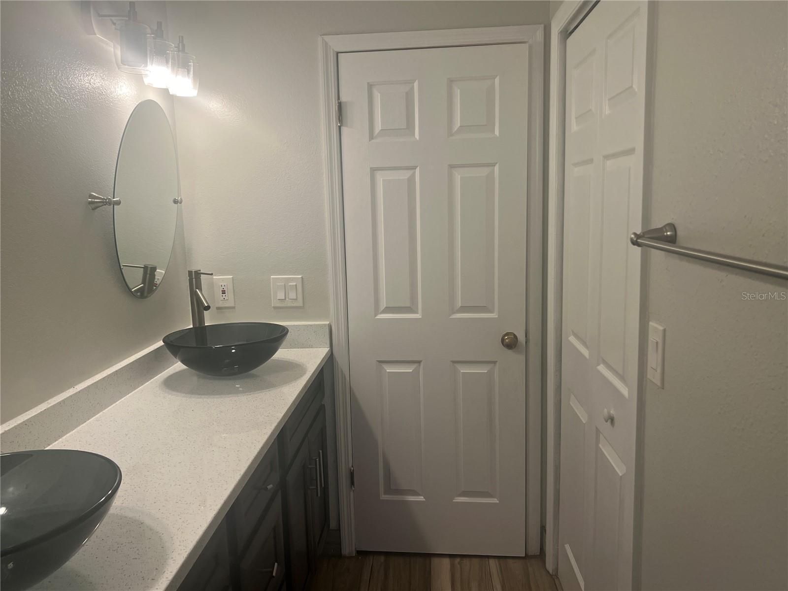 Image 16 of 26 For 4706 Barrett Court