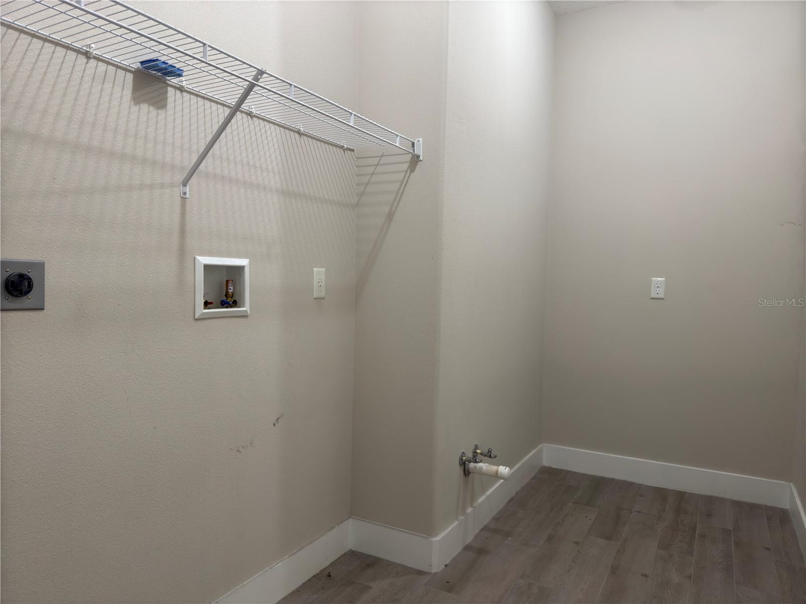Image 15 of 53 For 990 Sorrel Street Nw