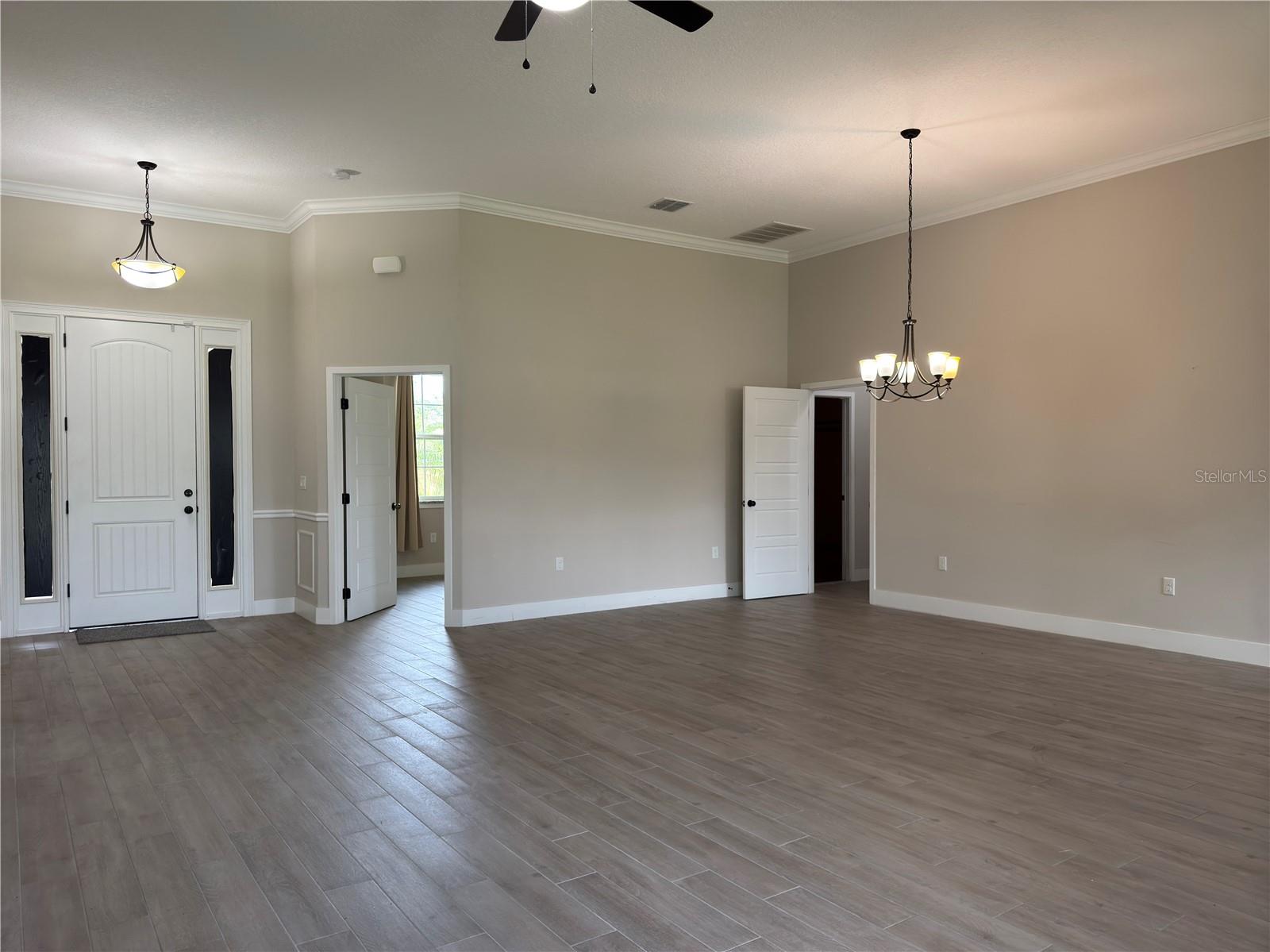 Image 7 of 53 For 990 Sorrel Street Nw