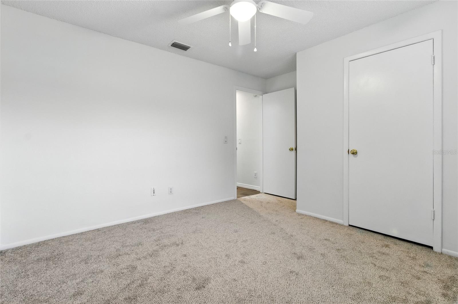 Image 21 of 29 For 6125 Morningdale Avenue