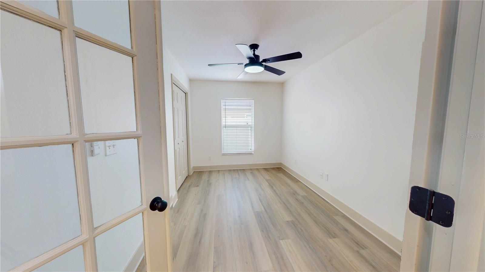 Image 34 of 39 For 544 Royal Ridge Street