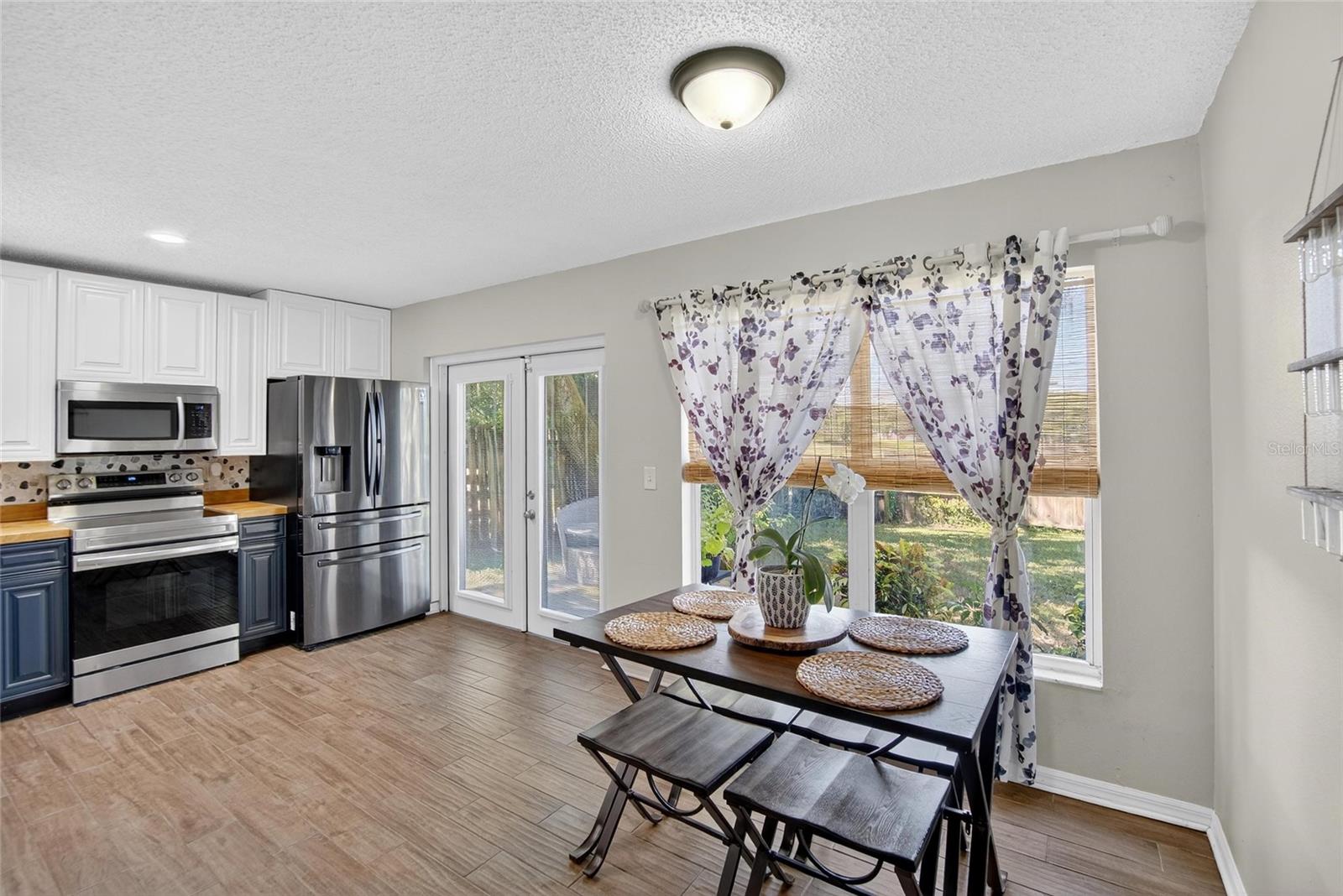 Image 13 of 48 For 630 Cape Cod Circle