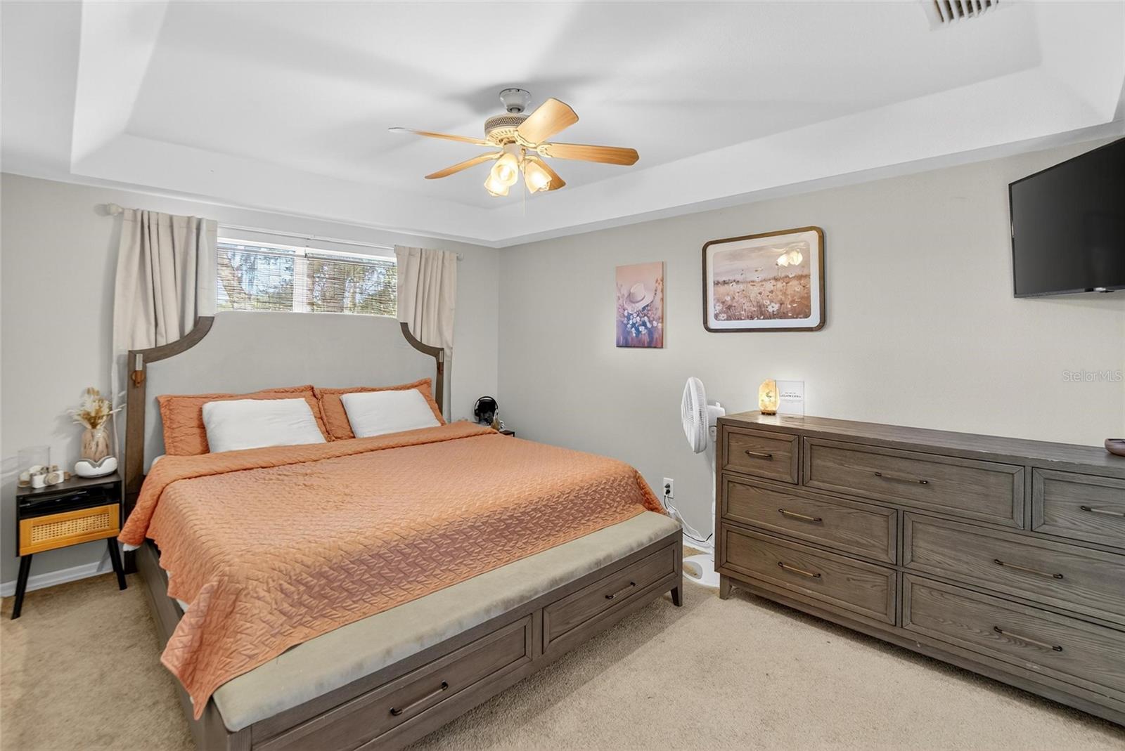 Image 19 of 48 For 630 Cape Cod Circle