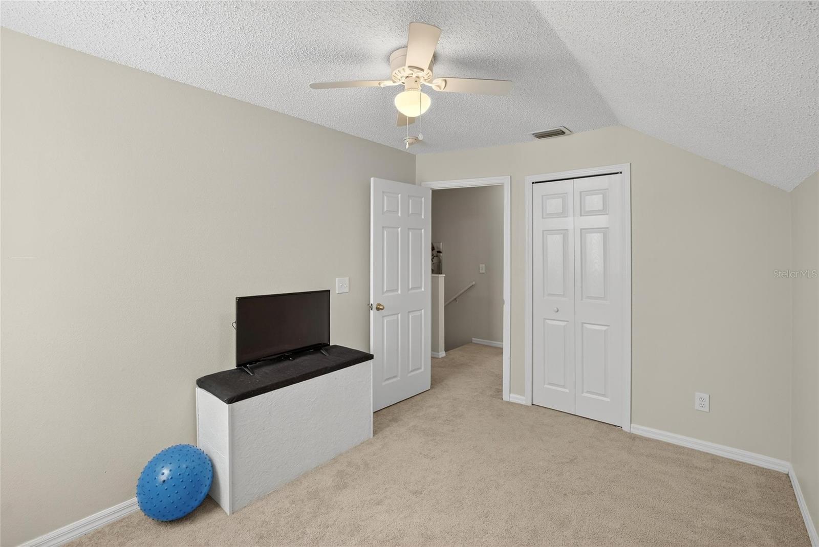 Image 35 of 48 For 630 Cape Cod Circle