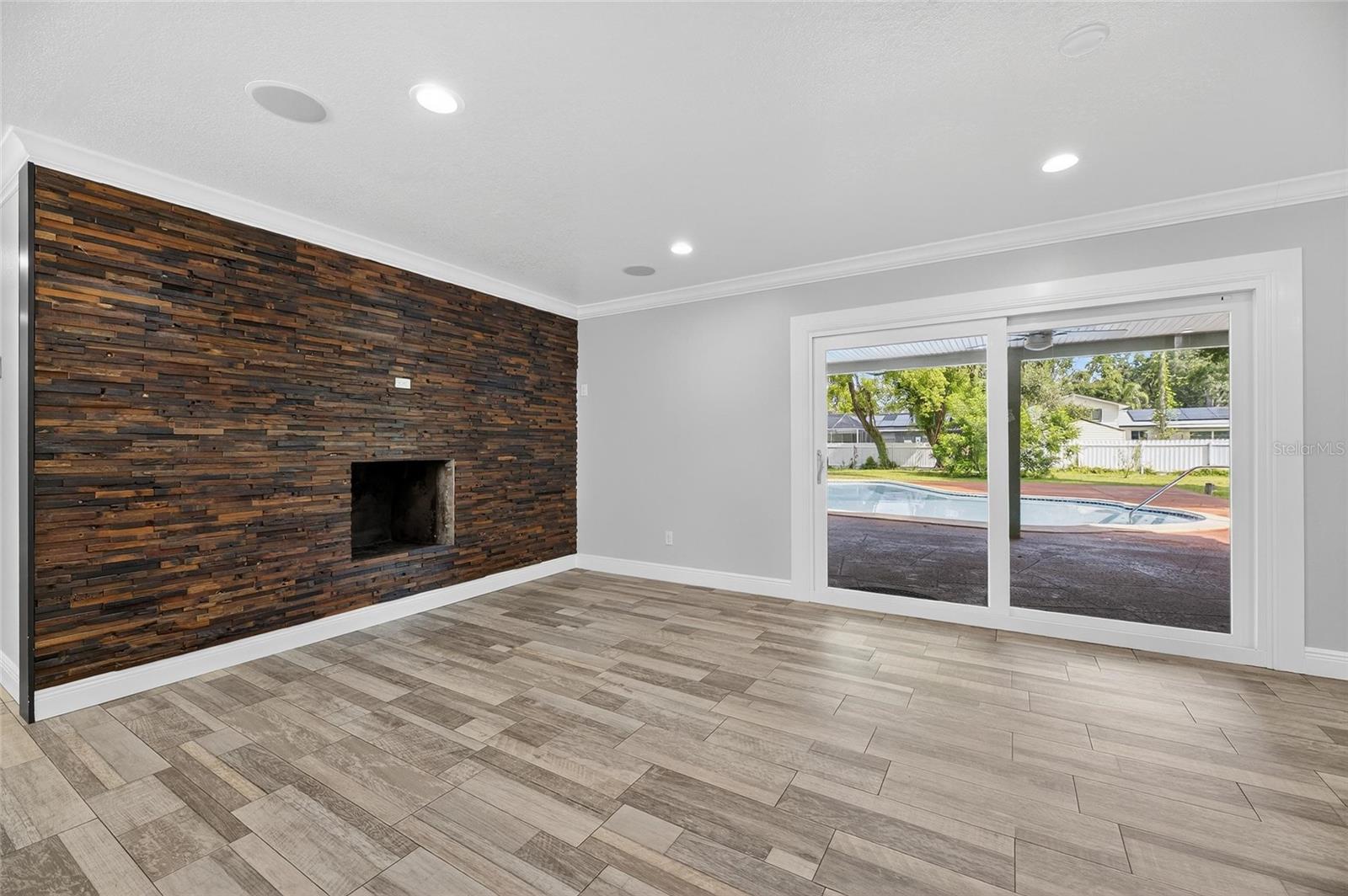 Image 39 of 92 For 508 Clarissa Drive