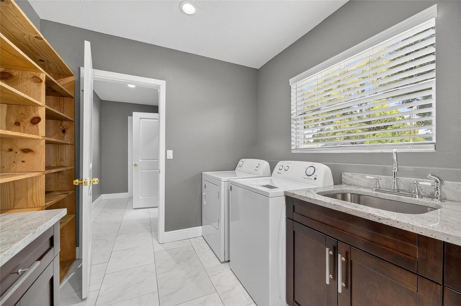 Image 46 of 92 For 508 Clarissa Drive