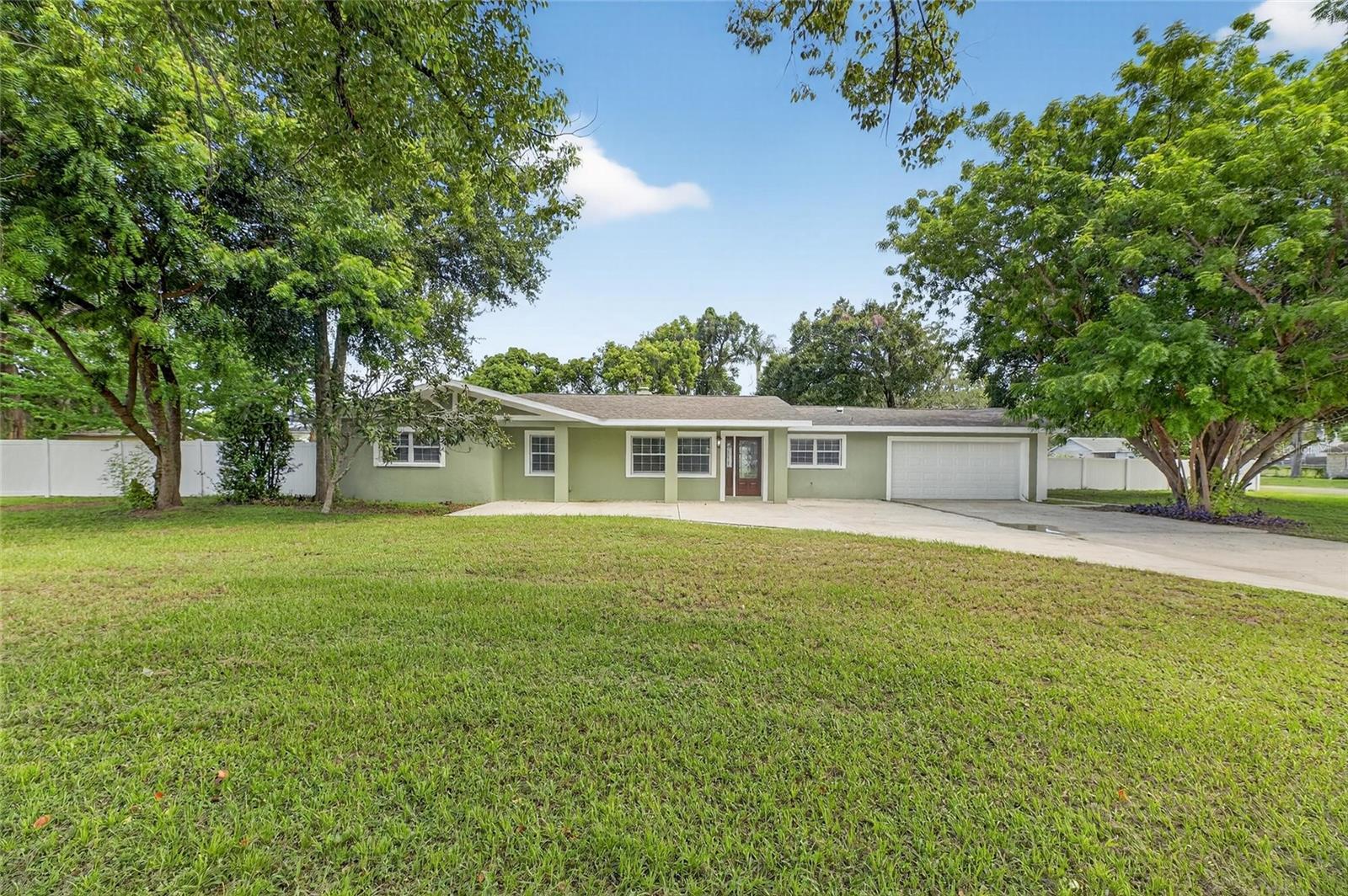 Image 6 of 92 For 508 Clarissa Drive