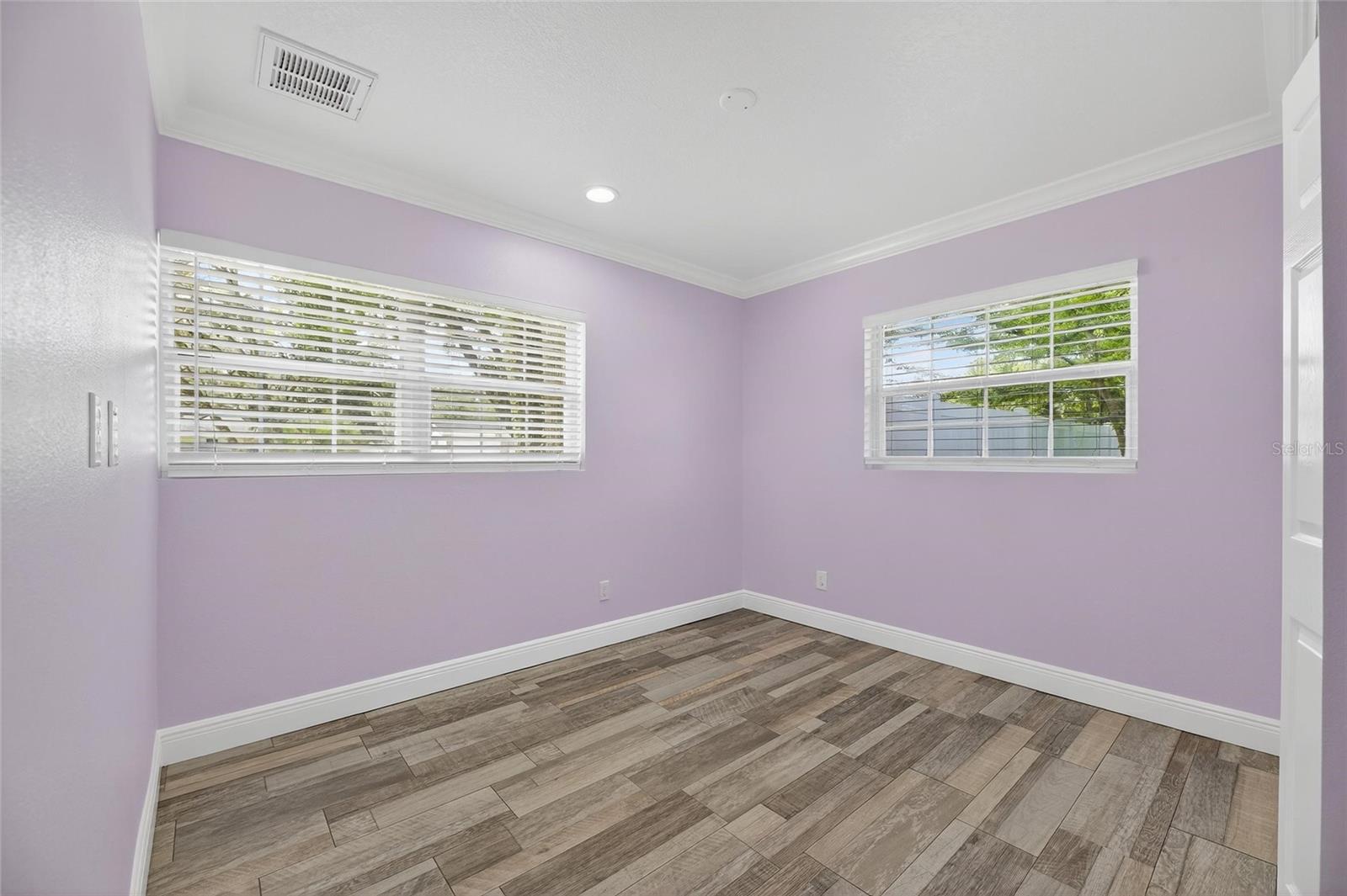 Image 68 of 92 For 508 Clarissa Drive