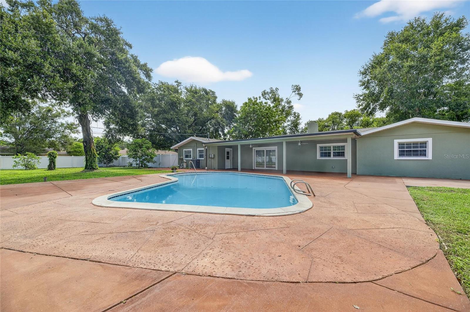 Image 75 of 92 For 508 Clarissa Drive