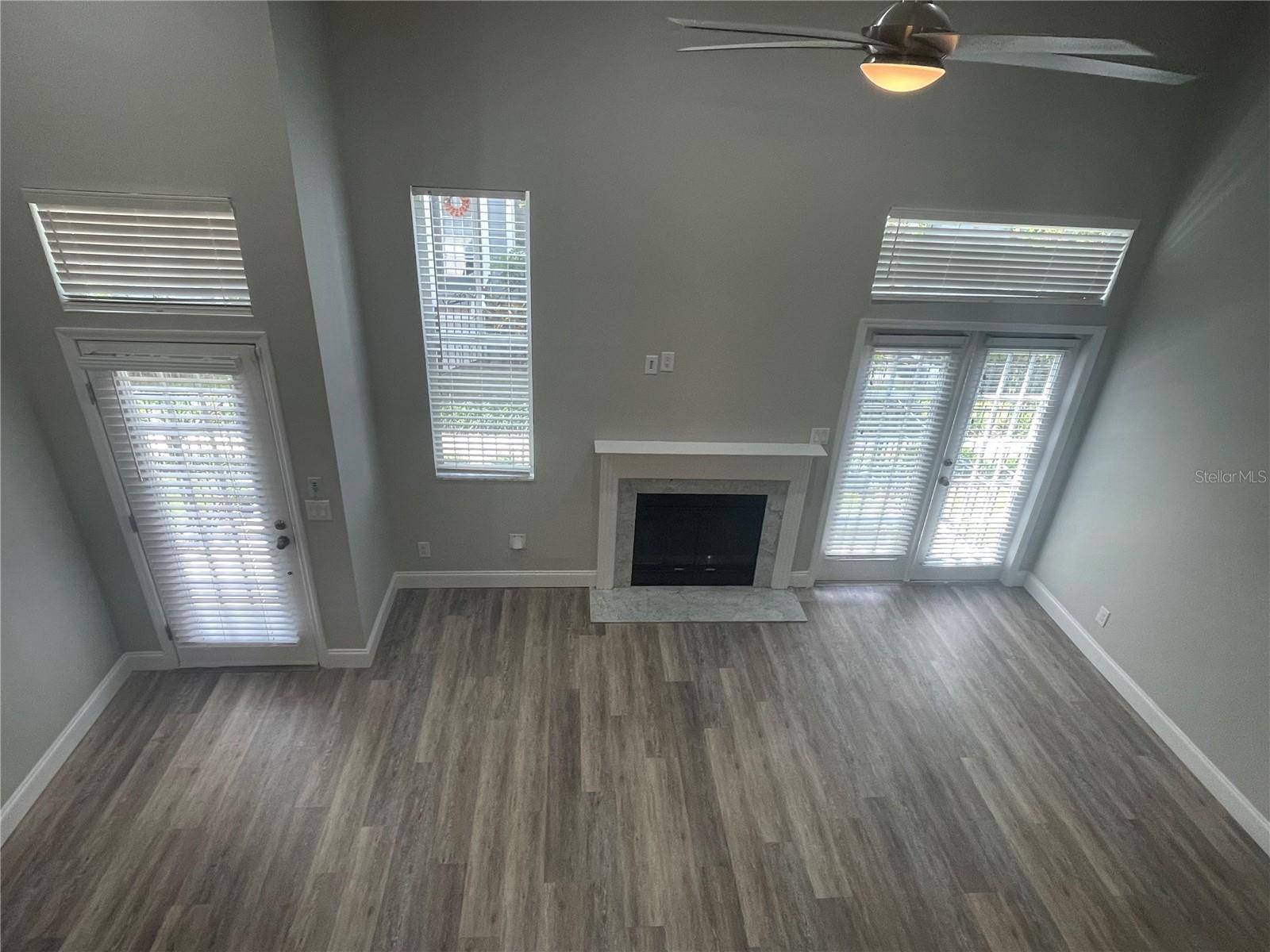 Image 12 of 68 For 919 Rome Avenue 13
