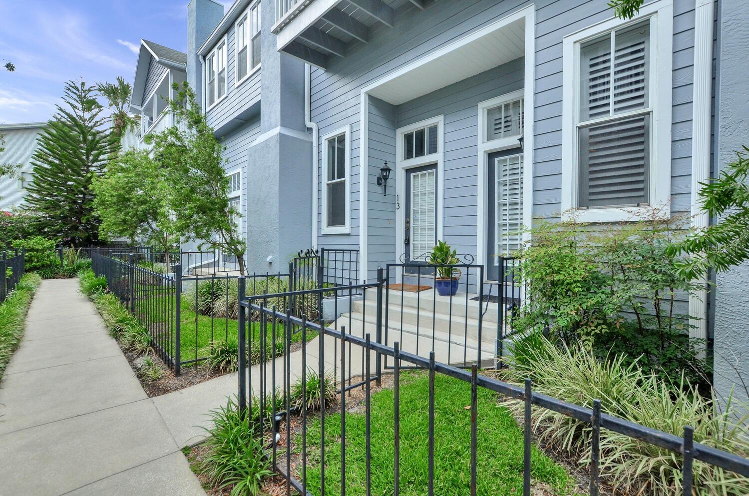 Image 37 of 68 For 919 Rome Avenue 13