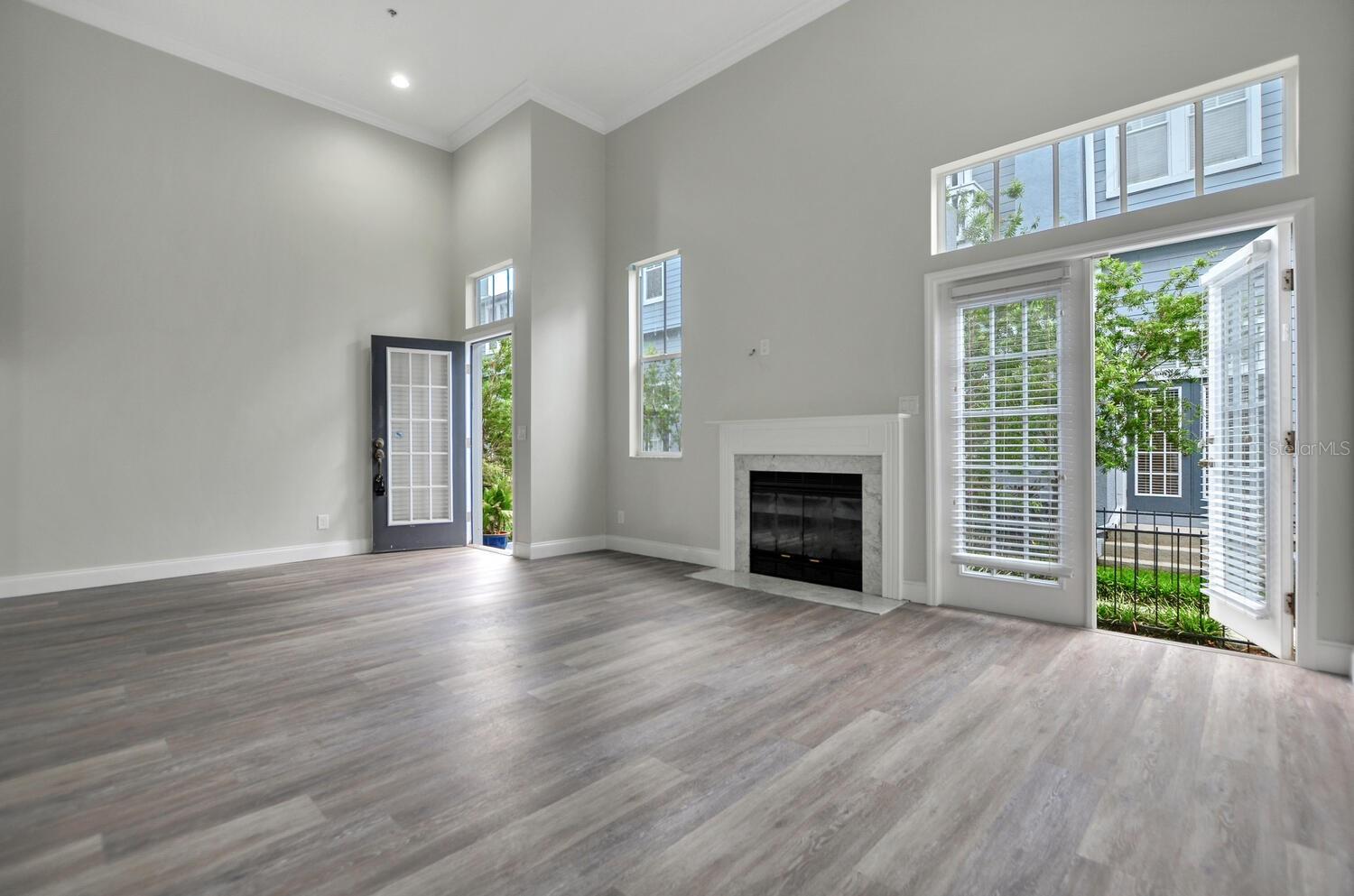 Image 5 of 68 For 919 Rome Avenue 13