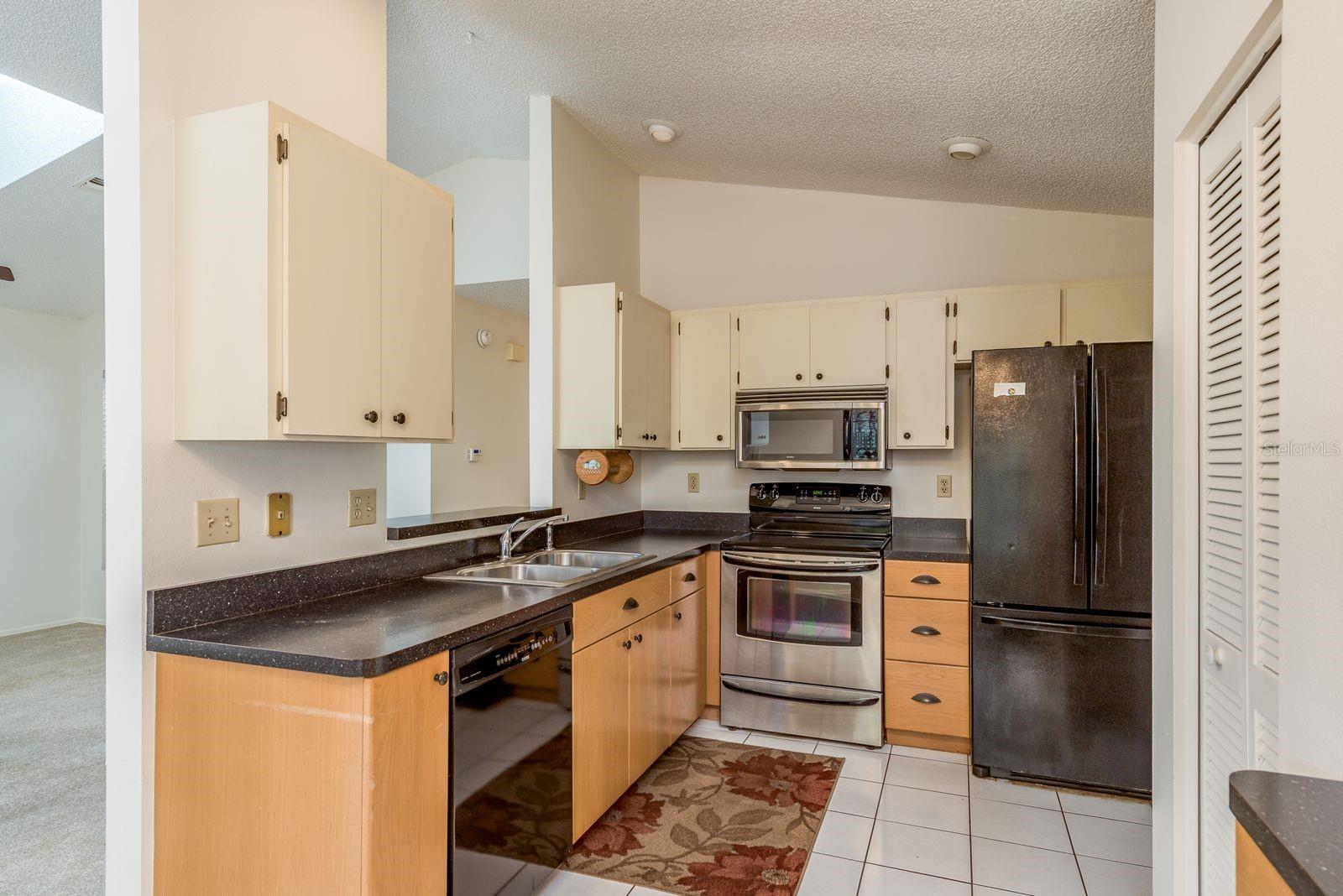 Image 11 of 26 For 10918 Freemont Drive
