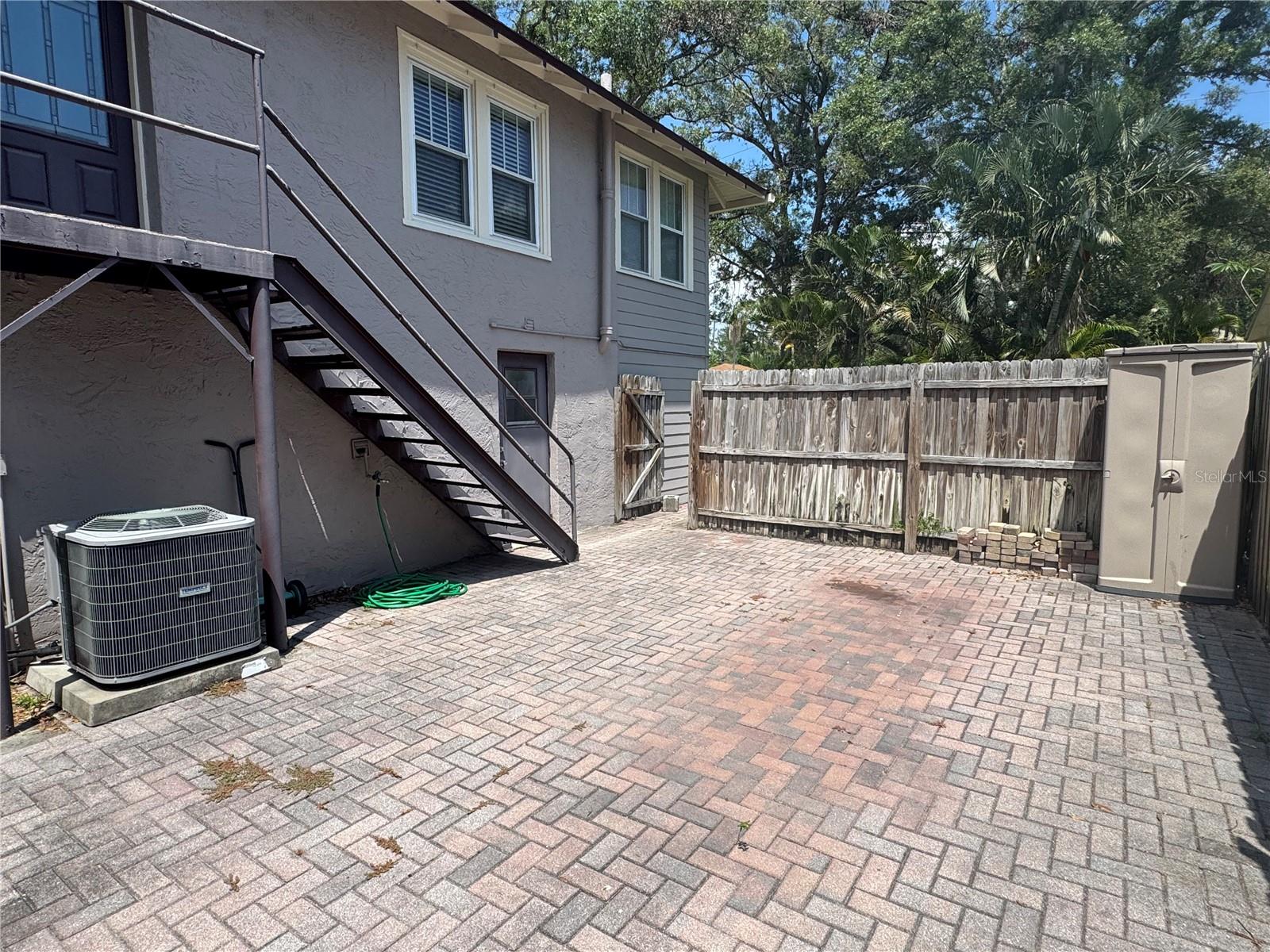 Image 4 of 19 For 2219 22nd Street S