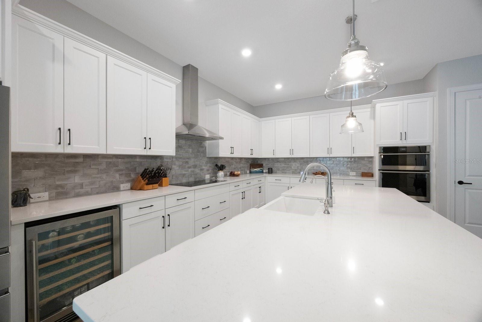 Image 14 of 49 For 425 4th Avenue N