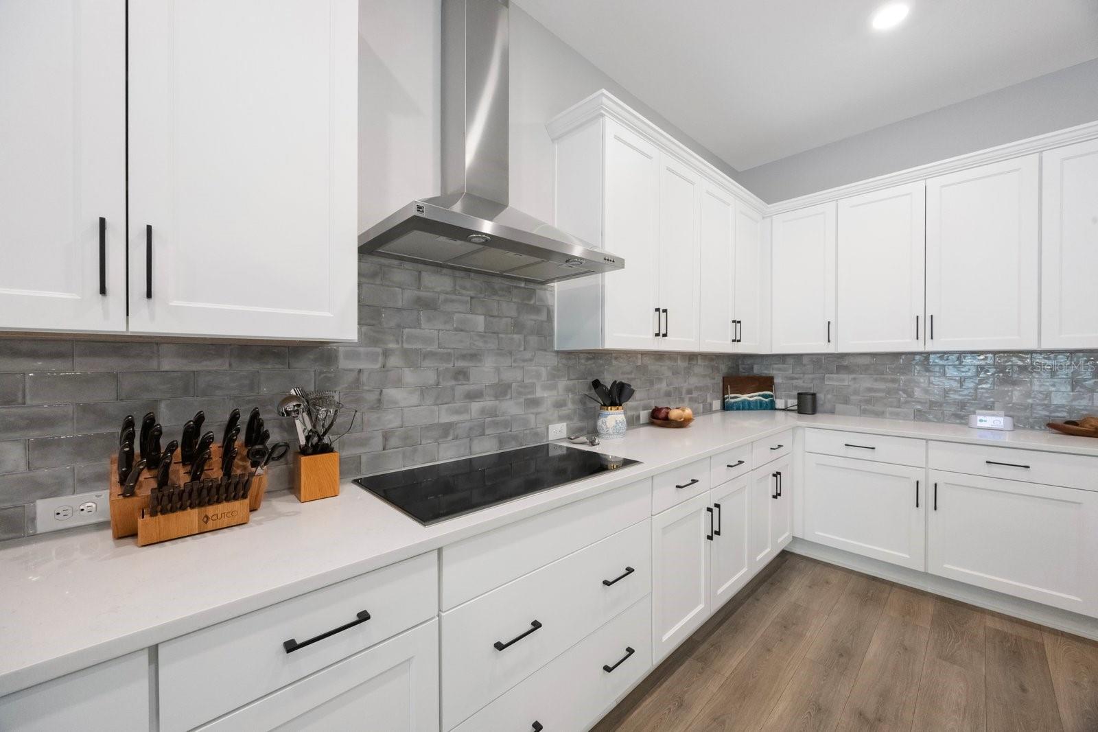 Image 15 of 49 For 425 4th Avenue N