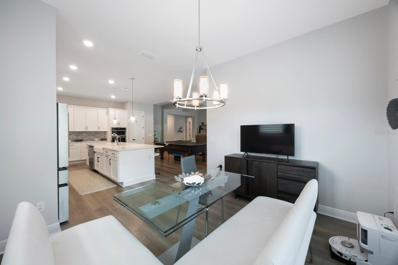 Image 18 of 49 For 425 4th Avenue N