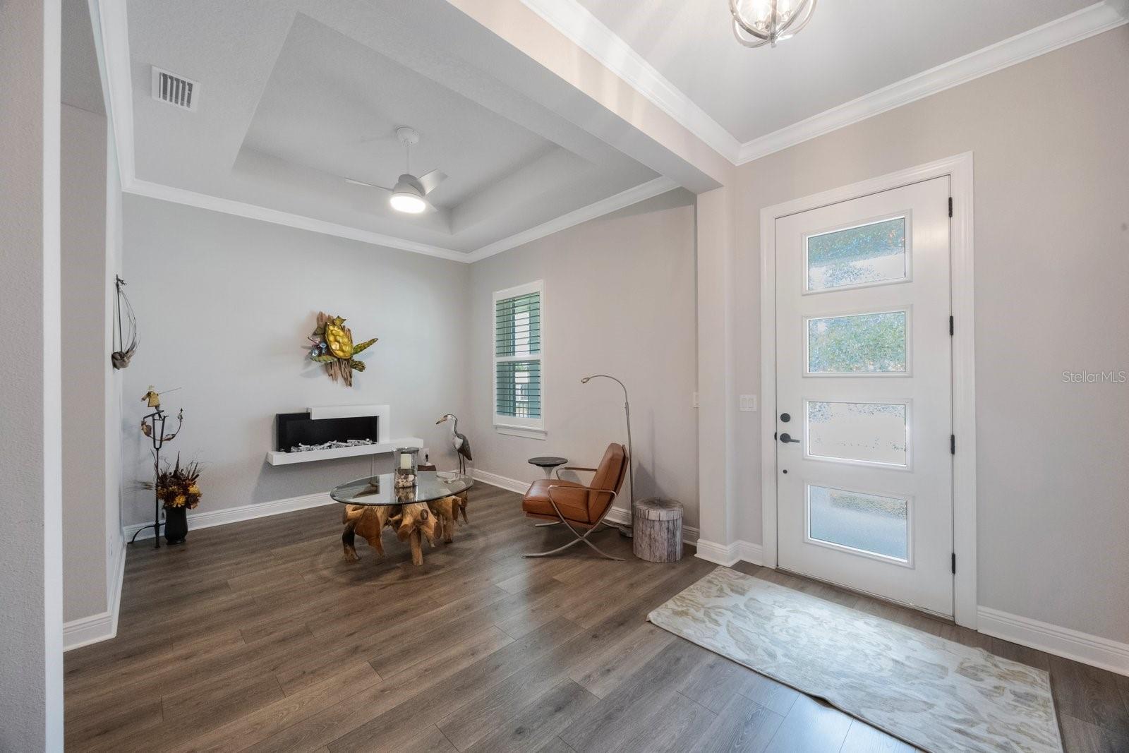 Image 3 of 49 For 425 4th Avenue N