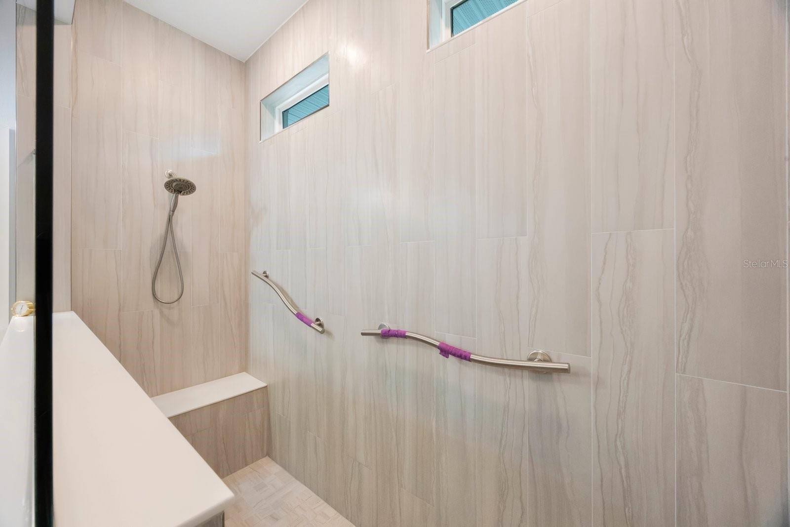 Image 30 of 49 For 425 4th Avenue N