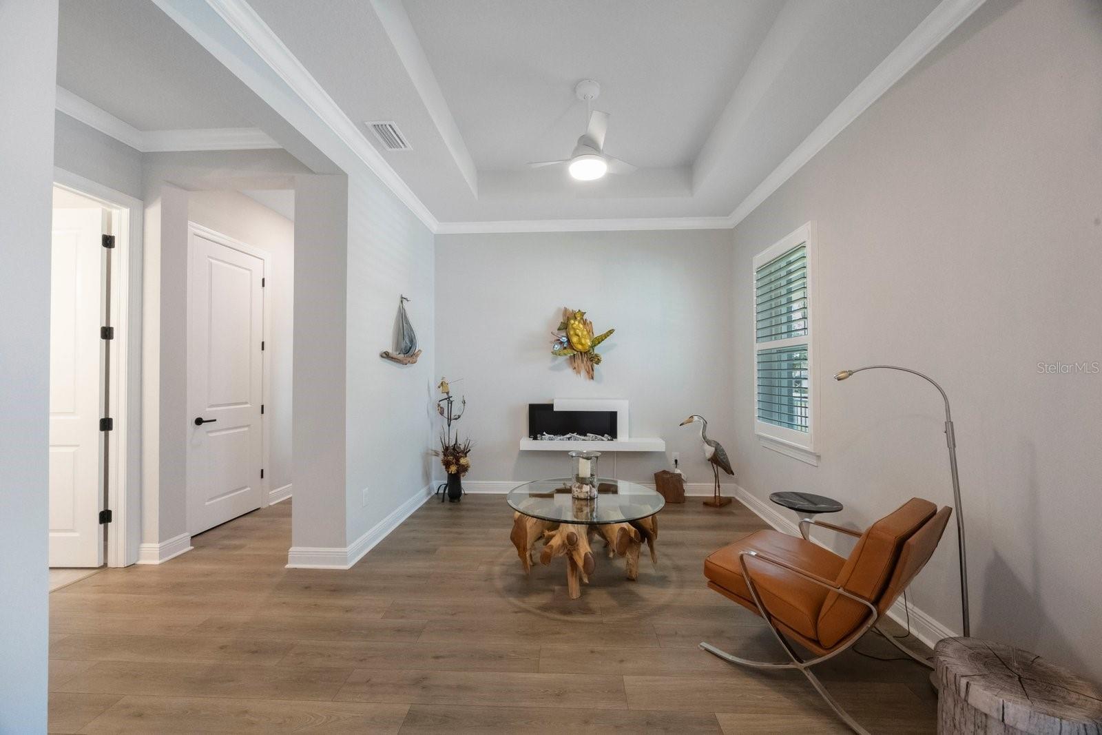 Image 4 of 49 For 425 4th Avenue N