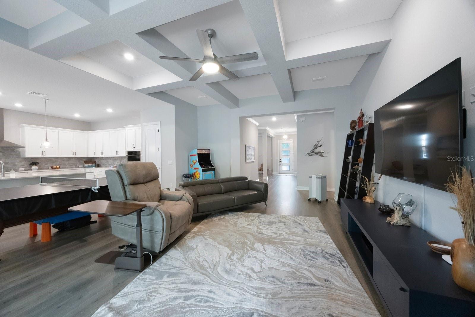 Image 6 of 49 For 425 4th Avenue N