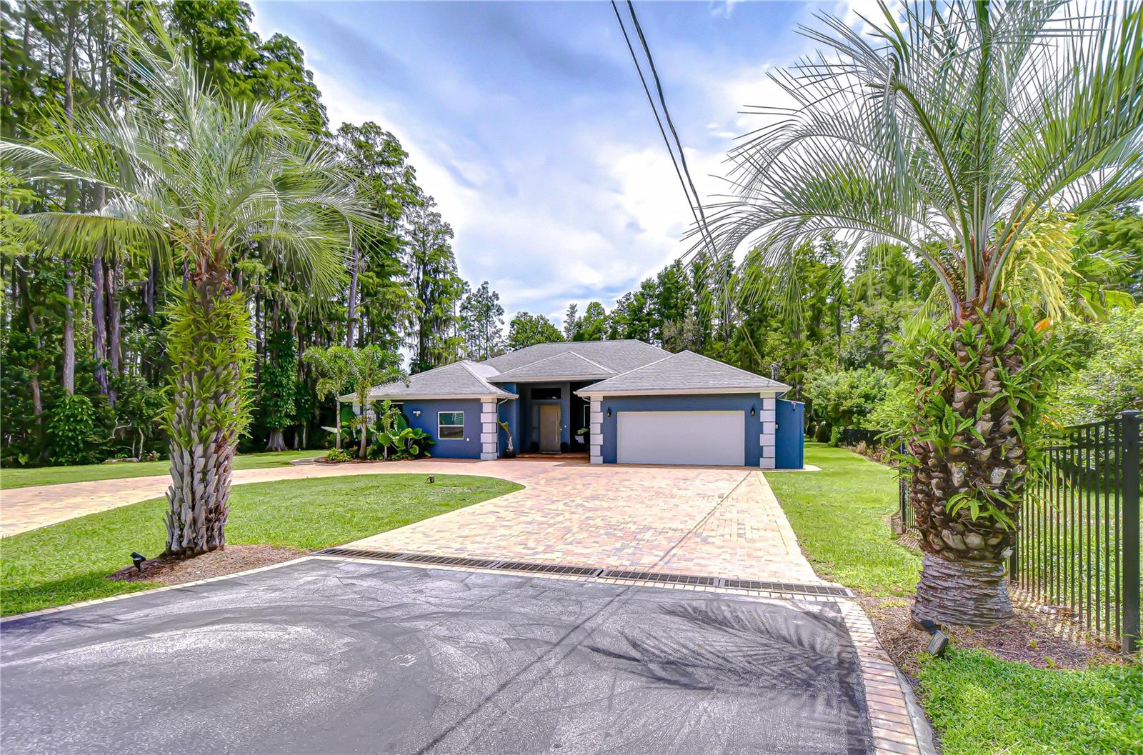 Image 4 of 41 For 15907 Race Track Road